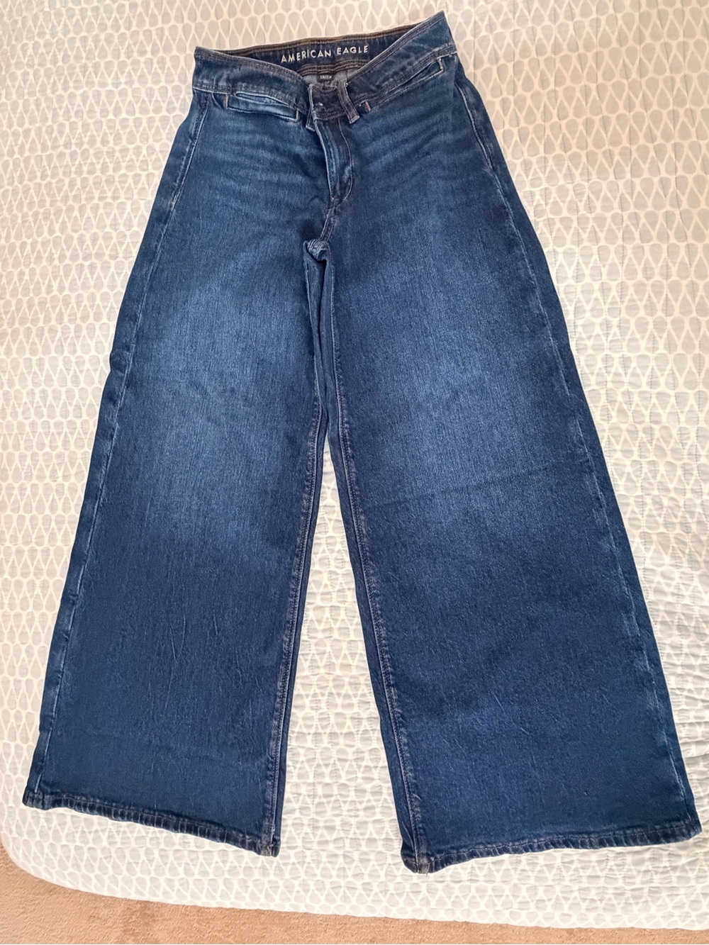 American Eagle Outfitters Wide-Leg High-Rise Jeans - Dark Blue Denim